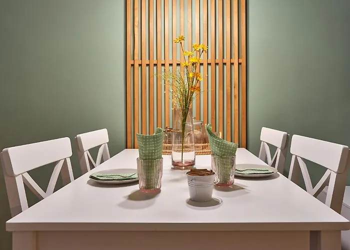 מלון דירות Adel וליקו טורנובו